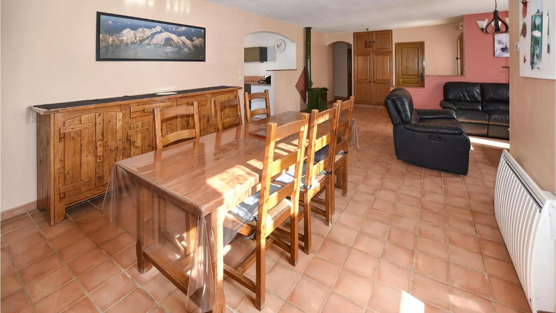 Holiday home Amazing Home In Mazan With Kitchen
