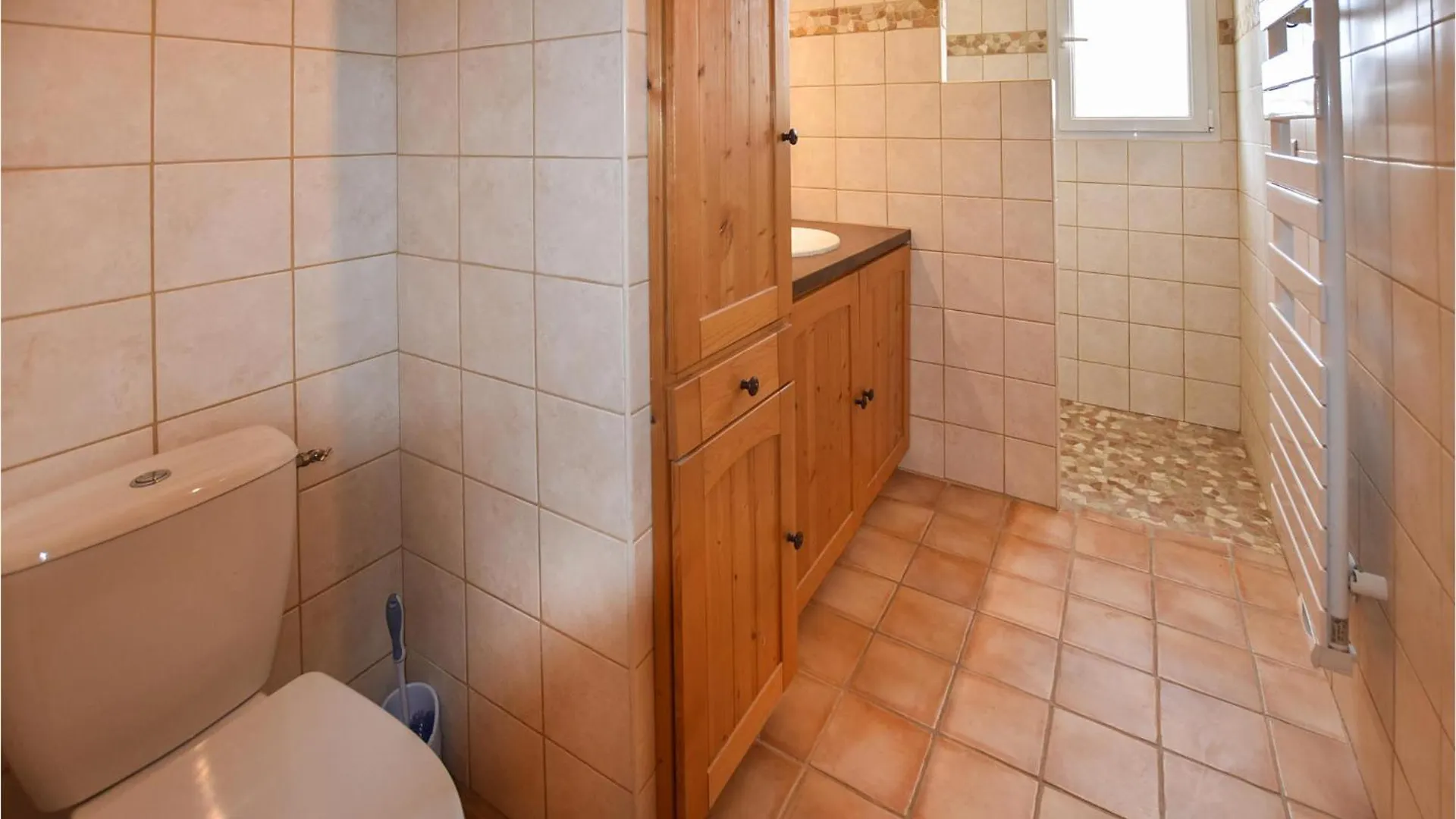 Amazing Home In Mazan With Kitchen Holiday home