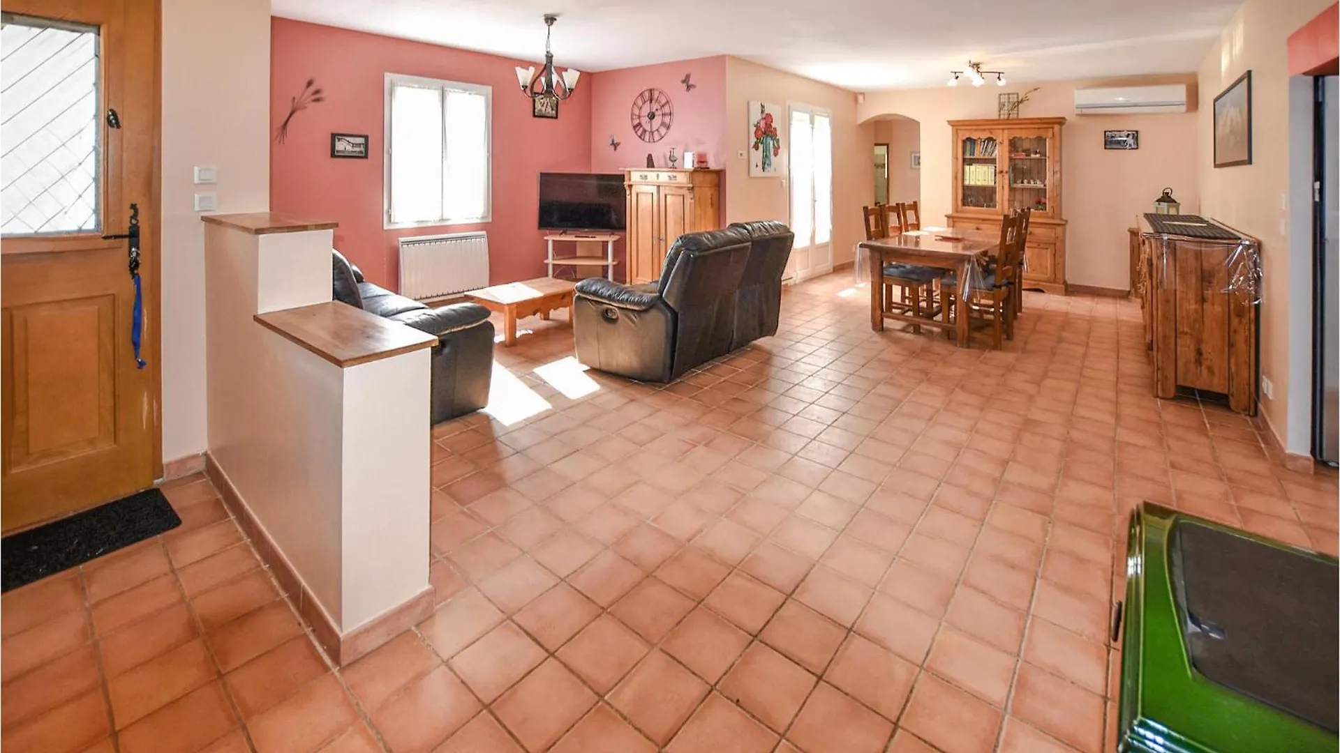 Holiday home Amazing Home In Mazan With Kitchen