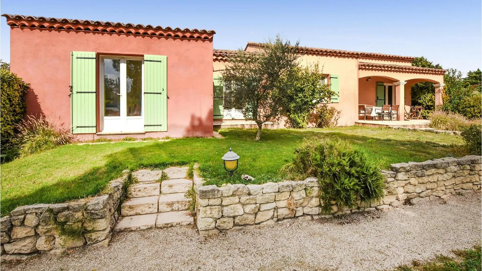 Amazing Home In Mazan With Kitchen